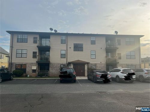 539 Bayway Ave, ELIZABETH, NJ, 07202-2740 | Card Image