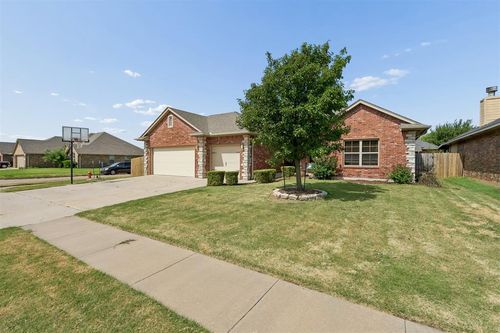 709 Blue Ridge Road, Moore, OK, 73160 | Card Image