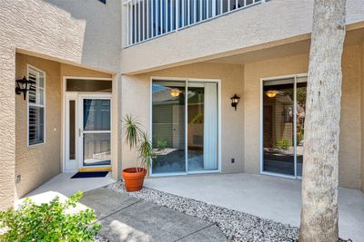 Entrance and front patio area. | Image 3