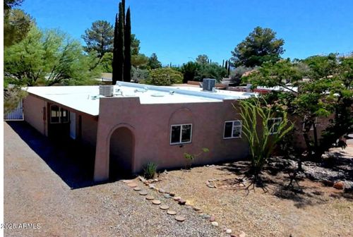 527 S Canyon Dr, Sierra Vista, AZ, 85635-3124 | Card Image