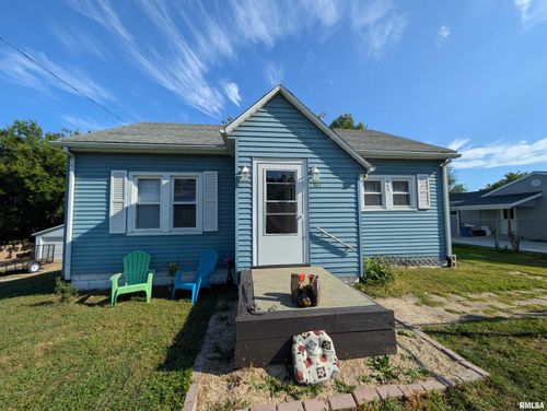 103 Elm St, North Pekin, IL, 61554-1011 | Card Image