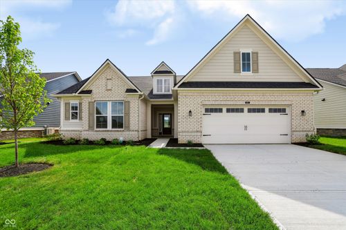 6811 Thresher Pass, Mccordsville, IN, 46055-9940 | Card Image