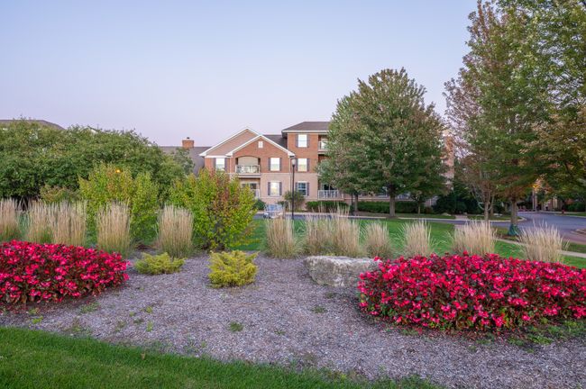 UNIT-110 - 2676 Stone Cir, Condo with 2 bedrooms, 2 bathrooms and 1 parking in Geneva IL | Image 23