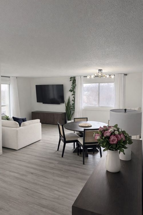 unit-720-200 Cove Way, Quincy, MA, 02169-5864 | Card Image