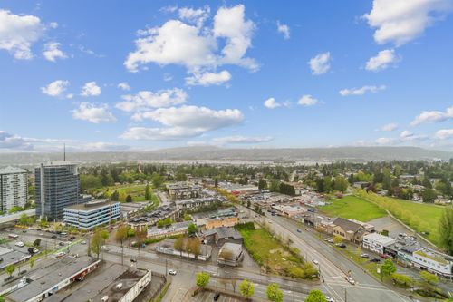 2402-10750 135a St, Surrey, BC, V3T0V4 | Card Image