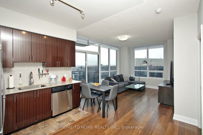 512 - 85 N Park Rd, Condo with 3 bedrooms, 2 bathrooms and 1 parking in Vaughan ON | Image 6