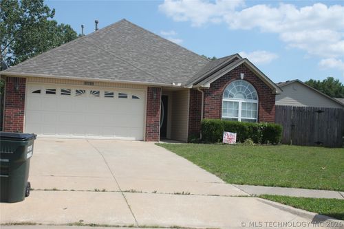 12012 Palomino Pl, Owasso, OK, 74055 | Card Image