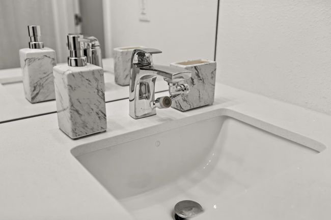 Room details with a sink | Image 16