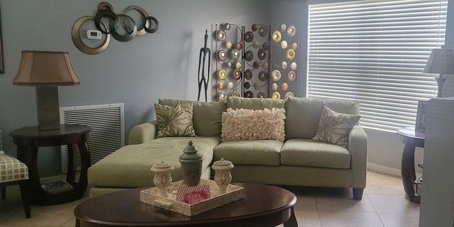 2661 Forest Dr, House other with 4 bedrooms, 2 bathrooms and null parking in Miramar FL | Image 4
