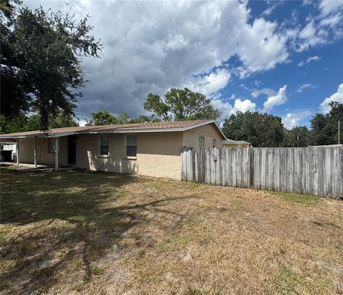 5706 E 30th Ave, TAMPA, FL, 33619-1526 | Card Image