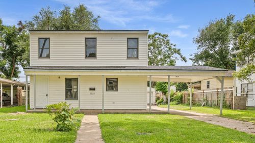 1225 3rd Ave N, Texas City, TX, 77590-7522 | Card Image