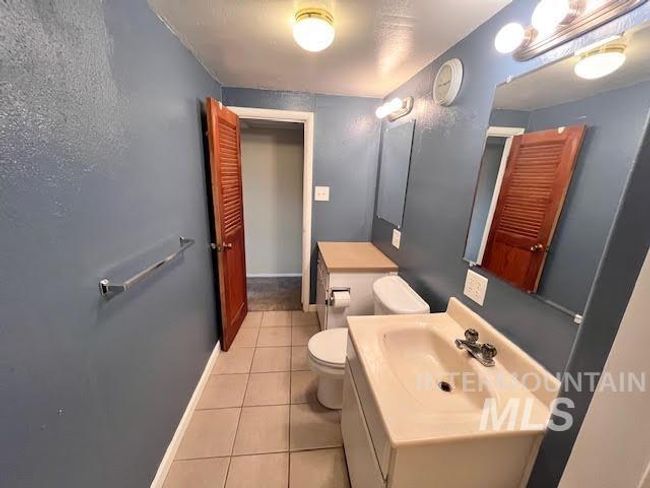 1818 E Terry St, House other with 6 bedrooms, 2 bathrooms and 4 parking in Pocatello ID | Image 23
