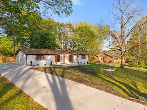 206 Osage Trl, Columbia, TN, 38401-2134 | Card Image