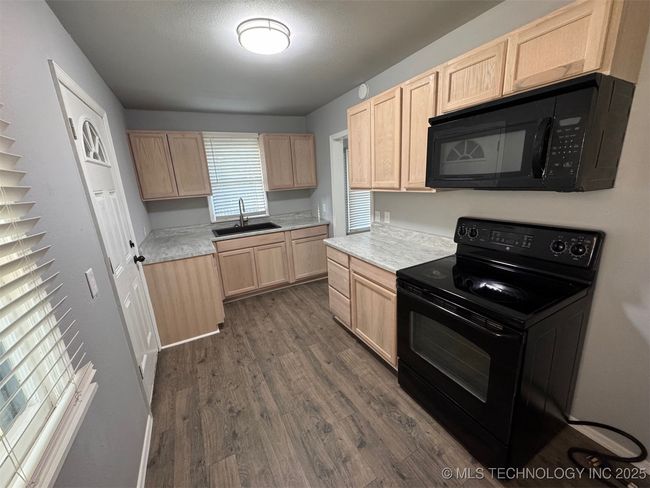 115 N R St, House other with 2 bedrooms, 1 bathrooms and null parking in Muskogee OK | Image 6
