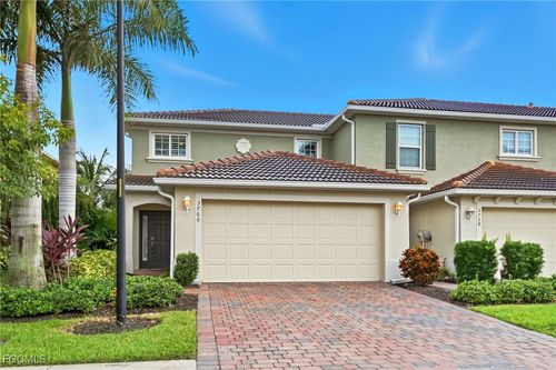 3760 Crofton Ct, FORT MYERS, FL, 33916-7994 | Card Image