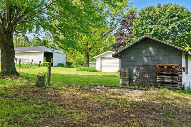 2877 Bessemer Rd, House other with 3 bedrooms, 2 bathrooms and null parking in Coloma MI | Image 7