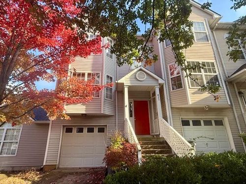 421 Windfield Pl, Lexington, KY, 40517-4330 | Card Image