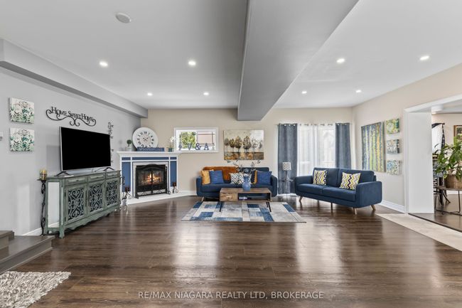 724 Line 3 Rd, House other with 4 bedrooms, 3 bathrooms and 20 parking in Niagara on the Lake ON | Image 18