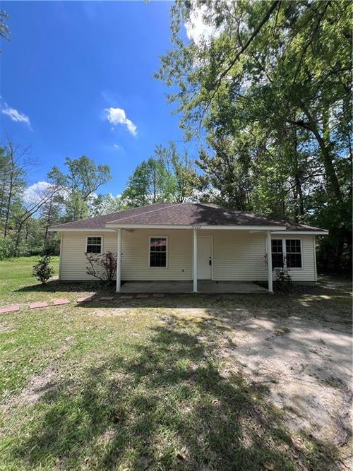 21408 Millar St, Abita Springs, LA, 70420-3440 | Card Image