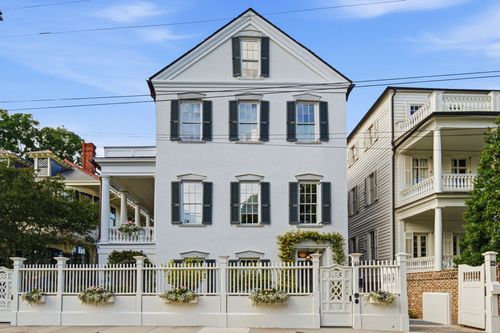 48 S Battery St, Charleston, SC, 29401-2327 | Card Image