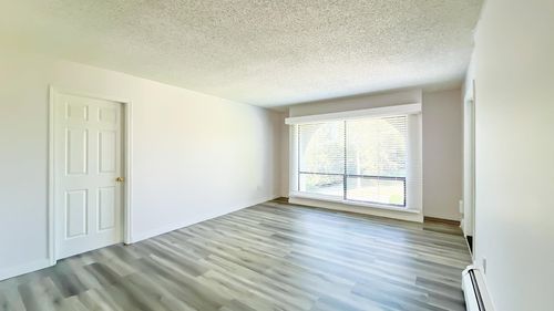 416-1945 Woodway Pl, Burnaby, BC, V5B4S4 | Card Image