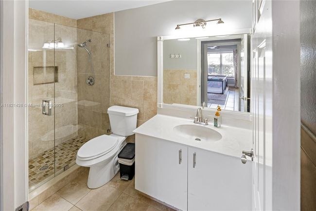 894 Ne Sandalwood Pl, Townhouse with 3 bedrooms, 3 bathrooms and null parking in Jensen Beach FL | Image 26