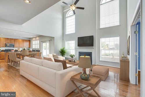 10816 Grimbert Ct, BEALETON, VA, 22712-6855 | Card Image