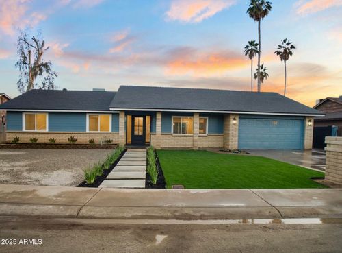 3009 W Gail Rd, Phoenix, AZ, 85029-4137 | Card Image