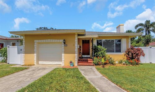 4645 7th Ave N, St Petersburg, FL, 33713-6102 | Card Image