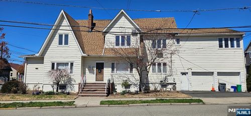 653 New York Ave, Lyndhurst, NJ, 07071-1609 | Card Image