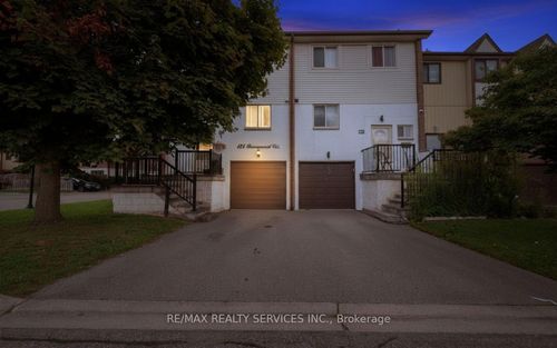 124-124 Baronwood Crt, Brampton, ON, L6V3H7 | Card Image