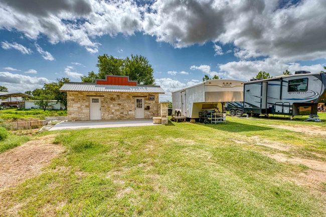 100 Scott Dr, Home with 20 bedrooms, 18 bathrooms and null parking in Tow TX | Image 21