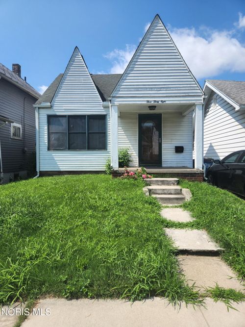 338 Sheldon St, Toledo, OH, 43605-1839 | Card Image