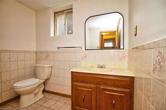 31 Carriagegate Dr, House other with 4 bedrooms, 2 bathrooms and 5 parking in Hamilton ON | Image 14