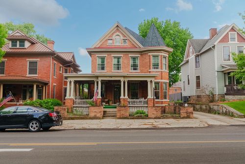 176 W Water St, Chillicothe, OH, 45601-2426 | Card Image