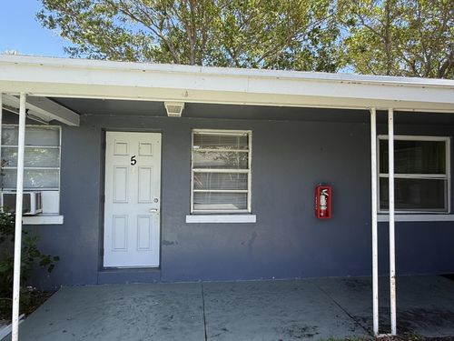 5-131 E 27th St, Riviera Beach, FL, 33404-4557 | Card Image