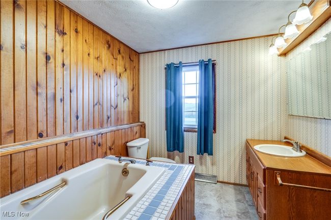 Full Bathroom | Image 20
