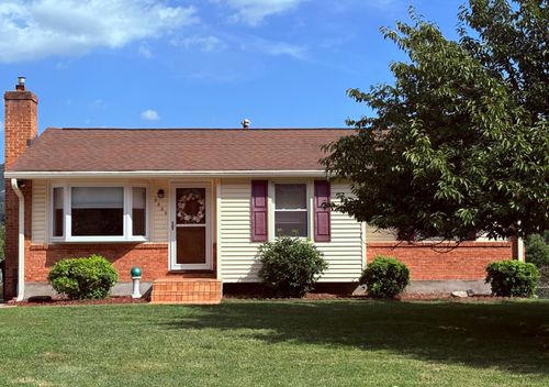3920 Meadowlark Rd, Roanoke, VA, 24018 | Card Image