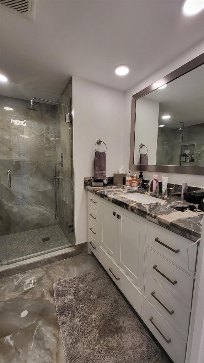 APT-1407 - 1360 S Ocean Blvd, Condo with 2 bedrooms, 2 bathrooms and null parking in Pompano Beach FL | Image 10