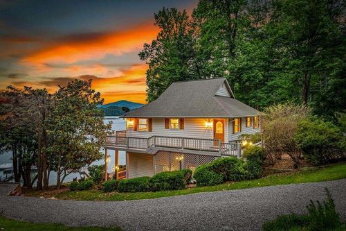 129 Mountain View Ln, Blairsville, GA, 30512-1332 | Card Image