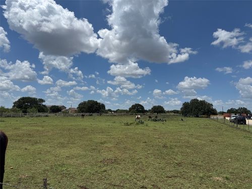 550 Shell Stone Trl, Georgetown, TX, 78628-4688 | Card Image