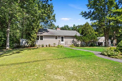 32 Robyn Ave, Litchfield, NH, 03052-1014 | Card Image