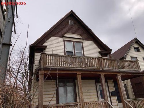 2860 N Teutonia Street, Milwaukee, WI, 53206 | Card Image