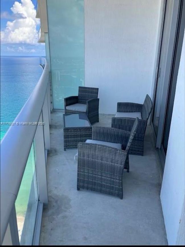 LPH6 - 4111 S Ocean Dr, Condo with 2 bedrooms, 2 bathrooms and null parking in Hollywood FL | Image 12