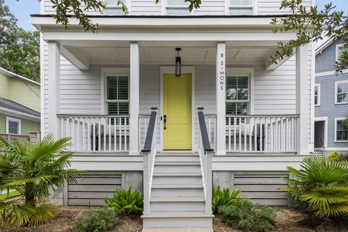 8 Simons St, Charleston, SC, 29403-3716 | Card Image