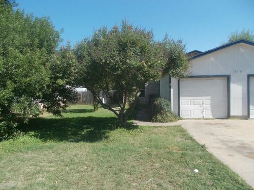 b-8710 Piney Point Dr, Austin, TX, 78729-5445 | Card Image