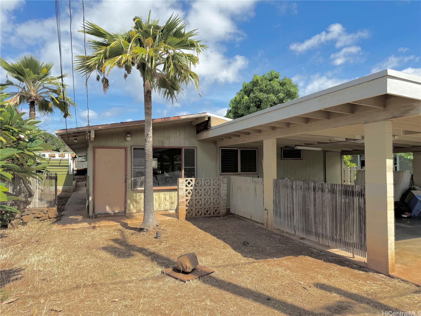 Holopono St, Waianae, HI 96792