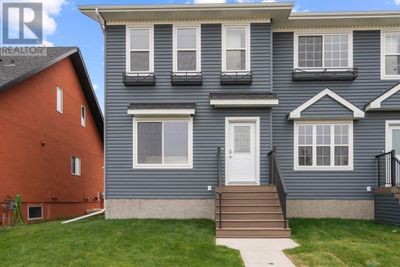 7309 44 B Ave, Home with 2 bedrooms, 3 bathrooms and null parking in Camrose AB | Image 1