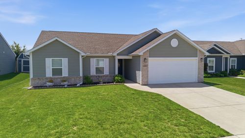 2695 Glastonbury Way, Lafayette, IN, 47909-9390 | Card Image
