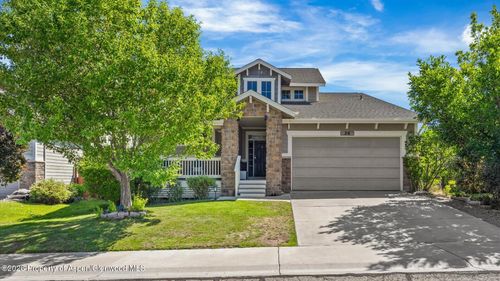 26 Kit Carson Peak Ct, New Castle, CO, 81647-8724 | Card Image